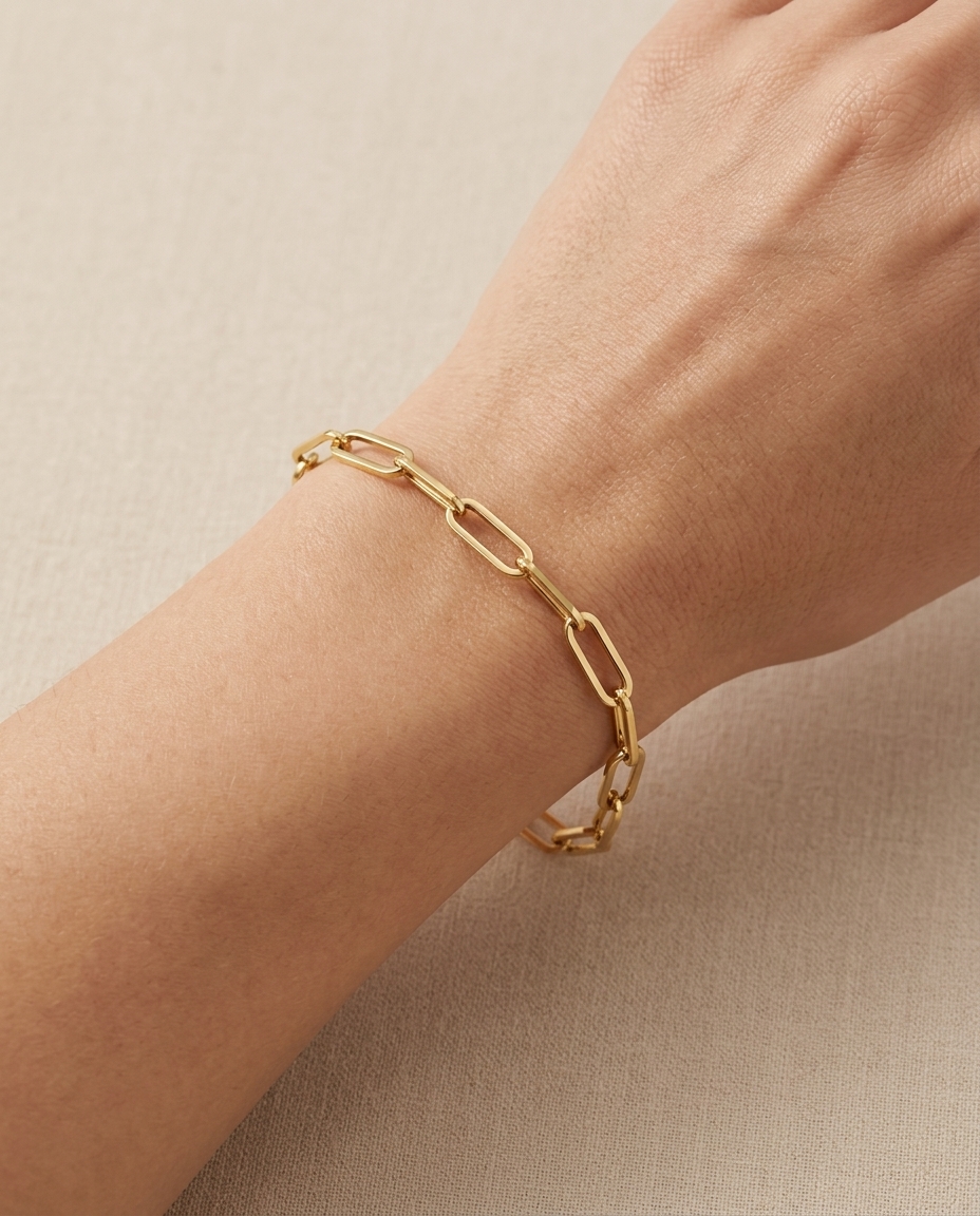 14KT Gold Paperclip Braclet on model