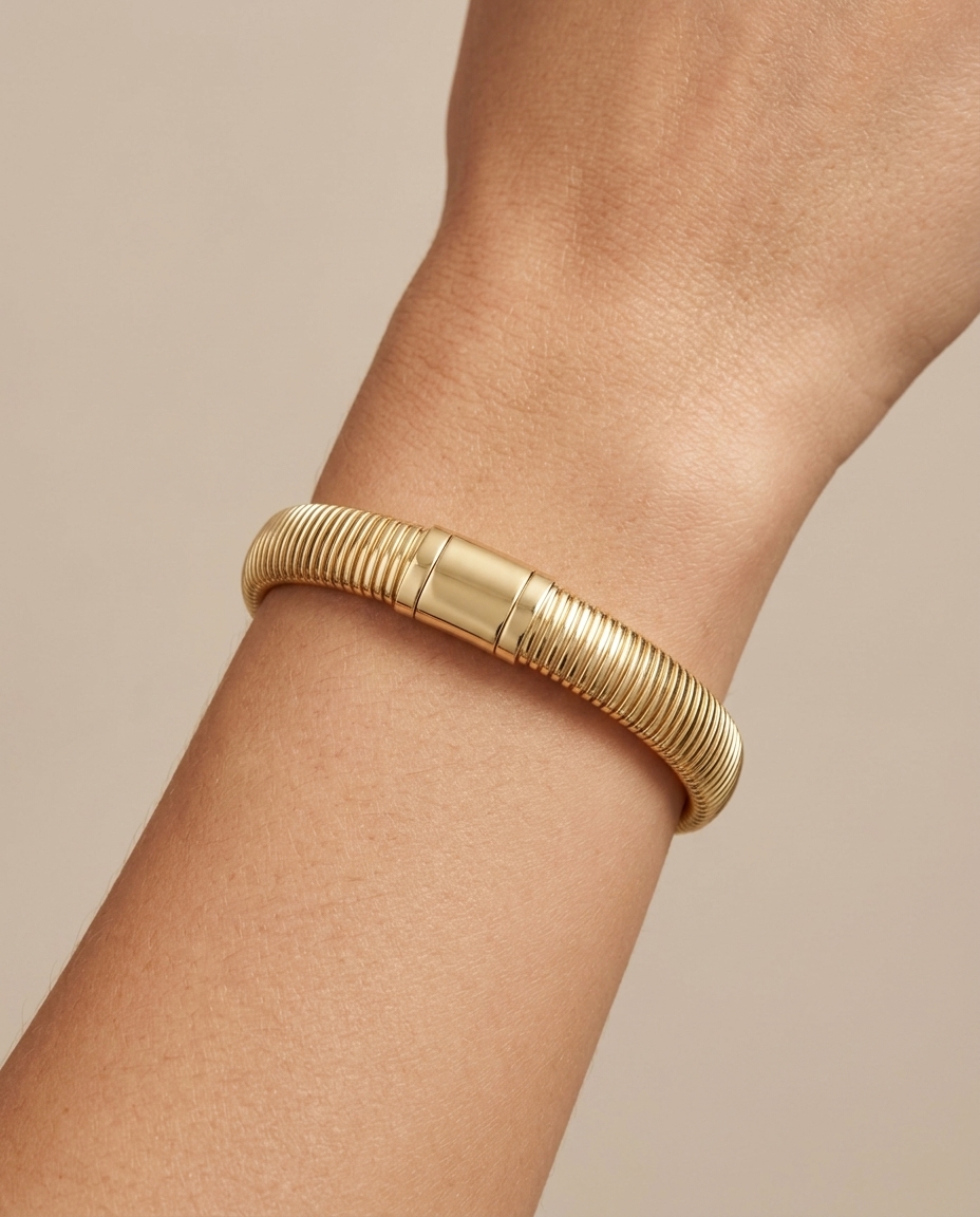 14KT Yellow Gold Bracelet 7.5" on model