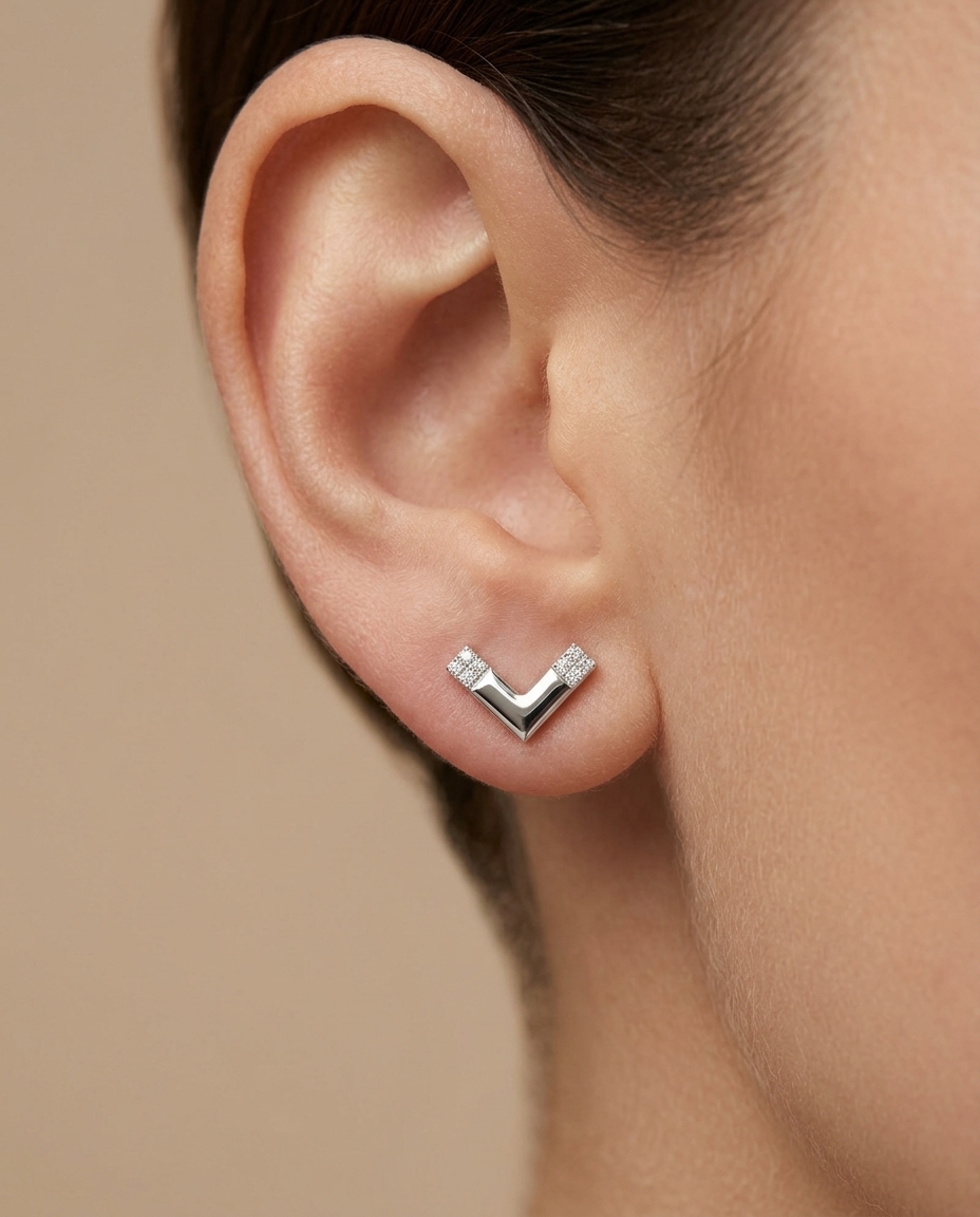 14KT White Gold Diamond Earring on model