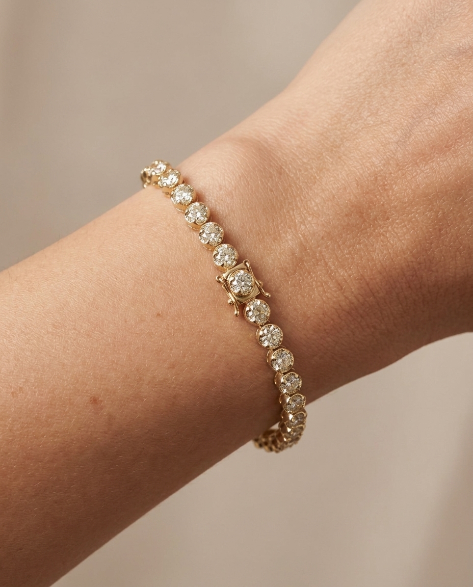 14KT Gold Diamonds Tennis Bracelet 6.00 Cts on model