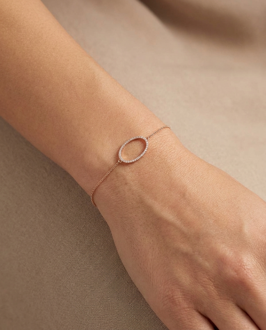 14KT Gold Diamond Oval Chain Bracelet on model
