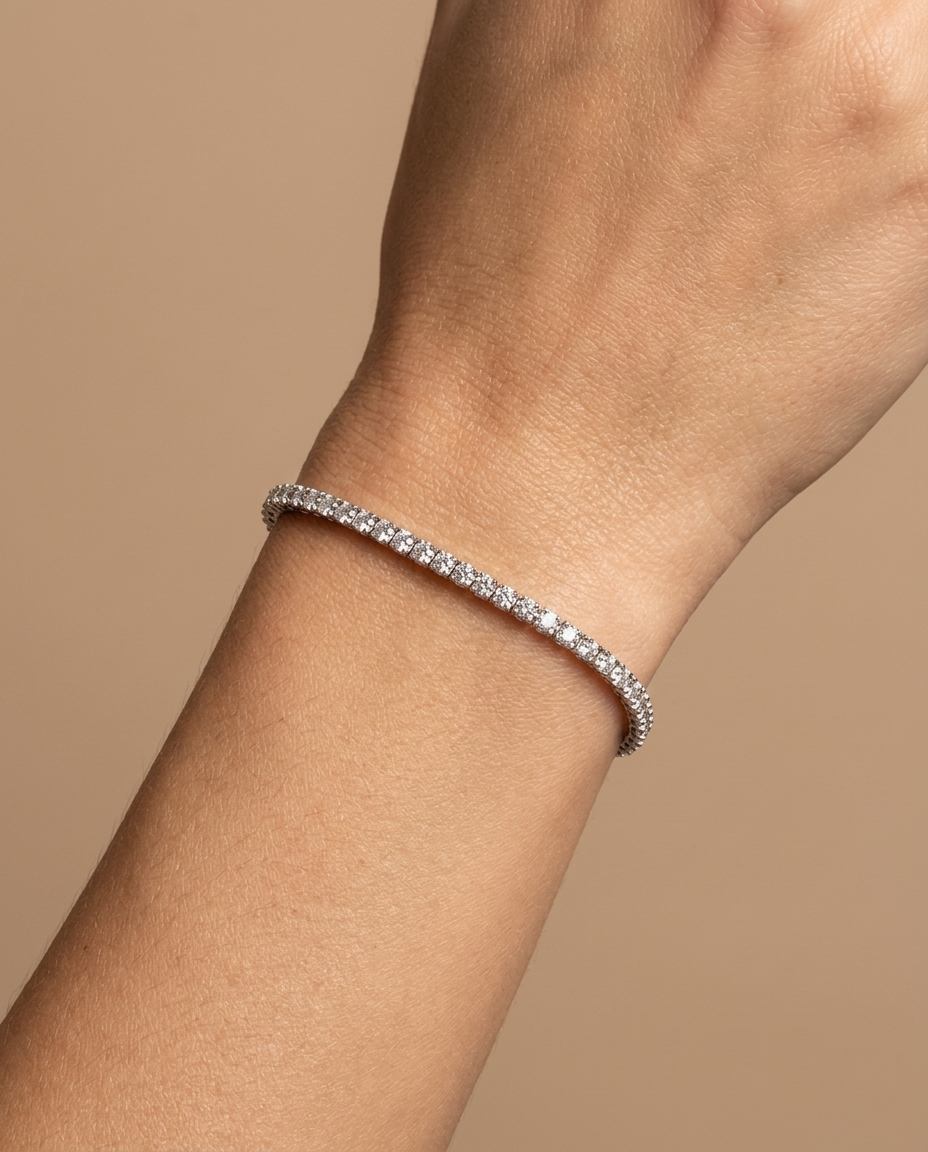 14KT White Gold Diamond Tennis Bracelet (2.00 CTS) on model