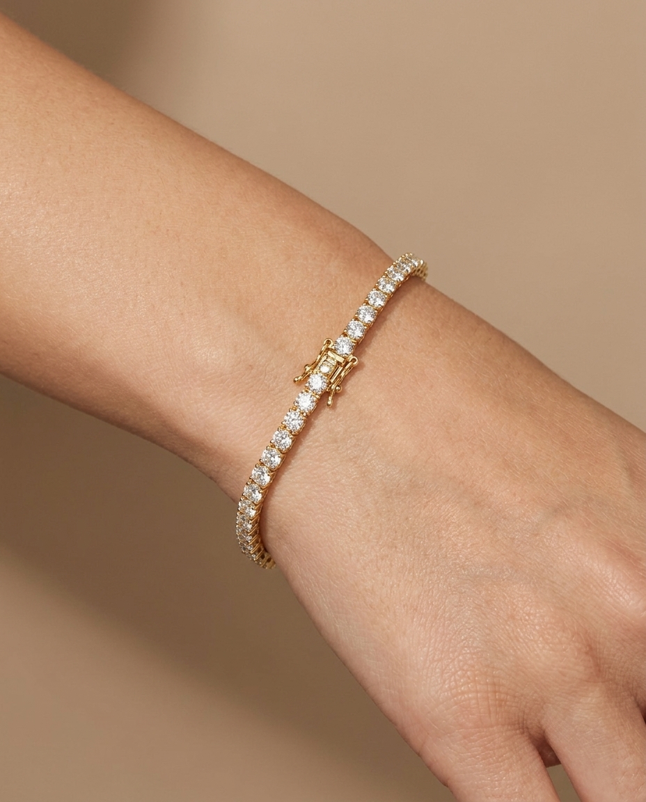 14KT Gold Diamond Tennis Bracelet (4.00 CTS) on model