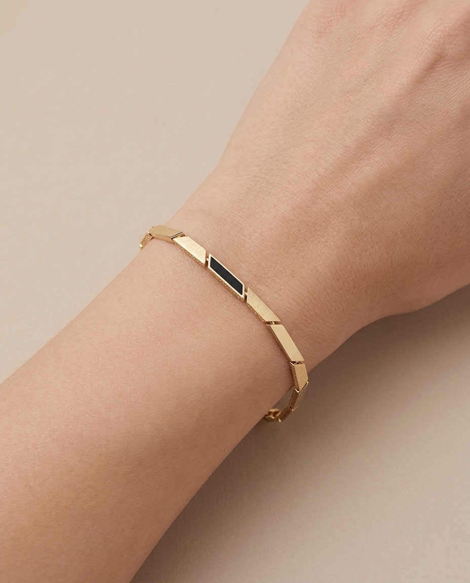 14KT Yellow Gold Black Onyx 7" Bracelet on model