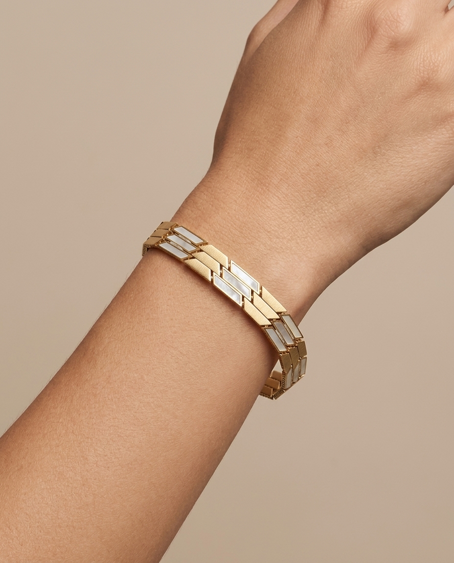 14KT Yellow Gold Mother of Pearl 7" Bracelet on model