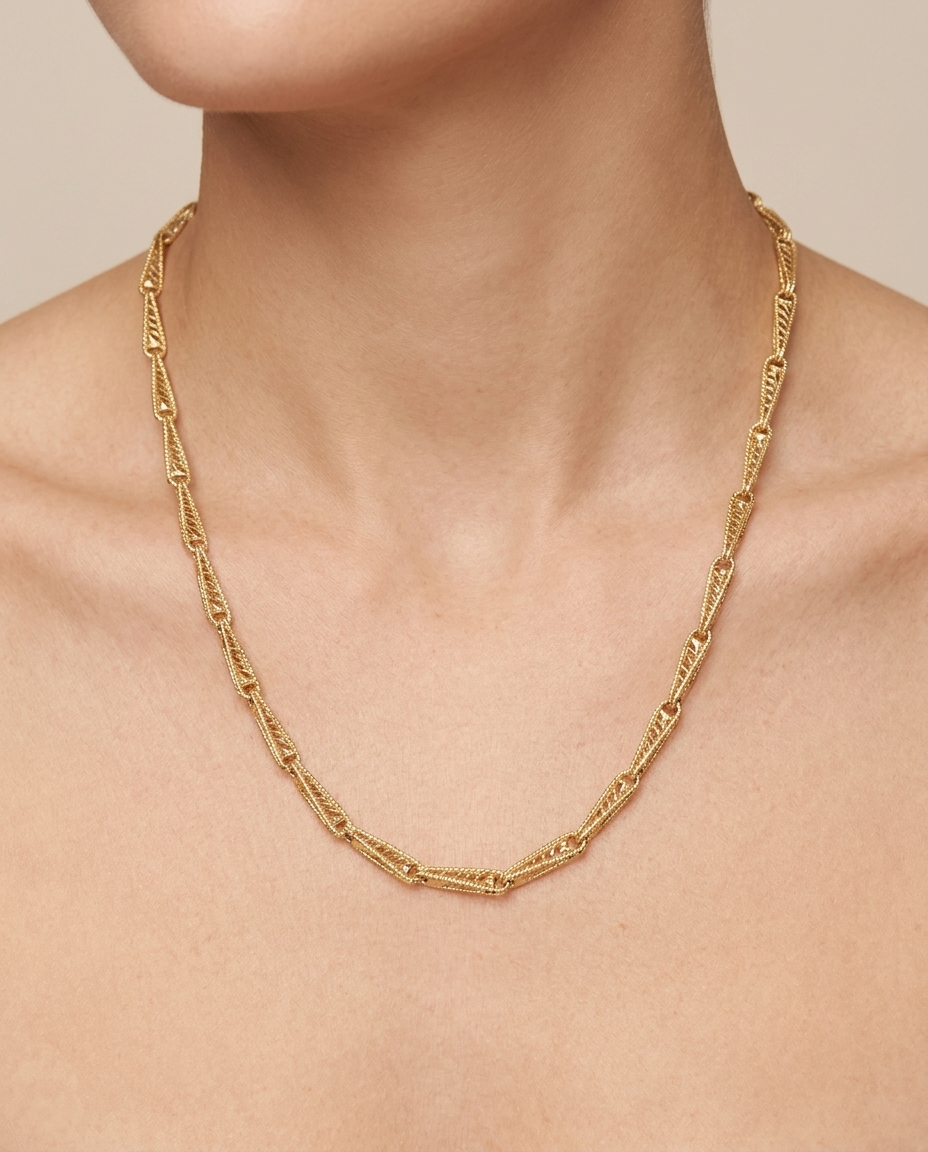 14KT Yellow Gold Necklace on model