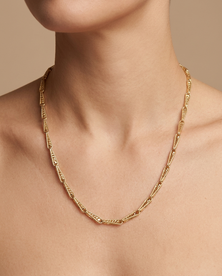 14KT Yellow Gold Necklace on model
