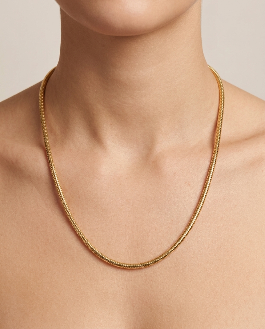 14KT Yellow Gold Necklace on model