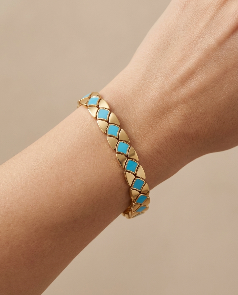 14KT Gold Turquoise Link Bracelet on model