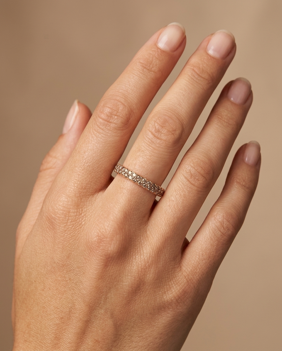 18K Gold Diamond Ring on model
