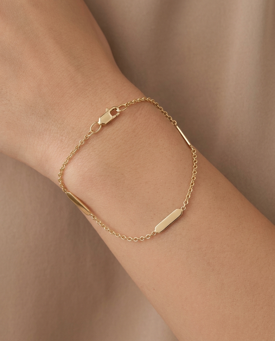 14KT Yellow Gold Bar Braclet 7" on model