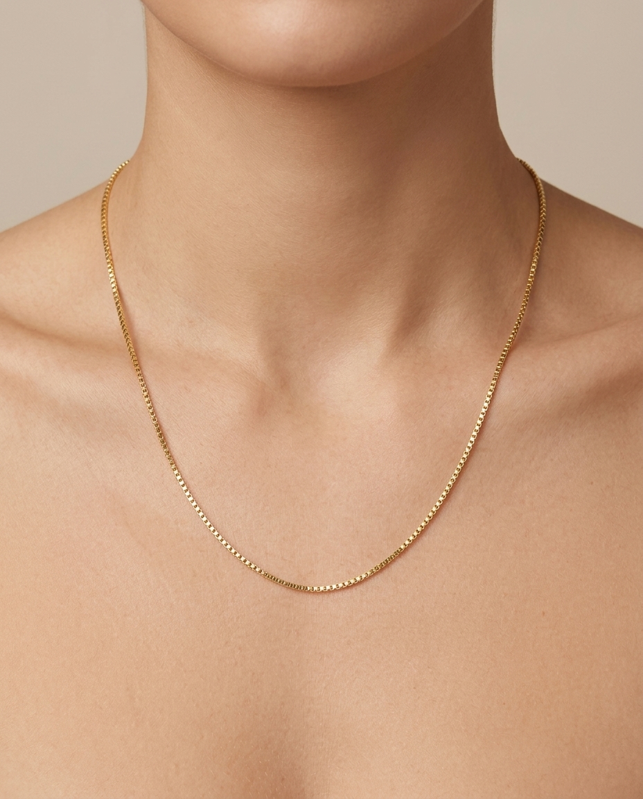 14KT Gold Square Box Chain Necklace on model
