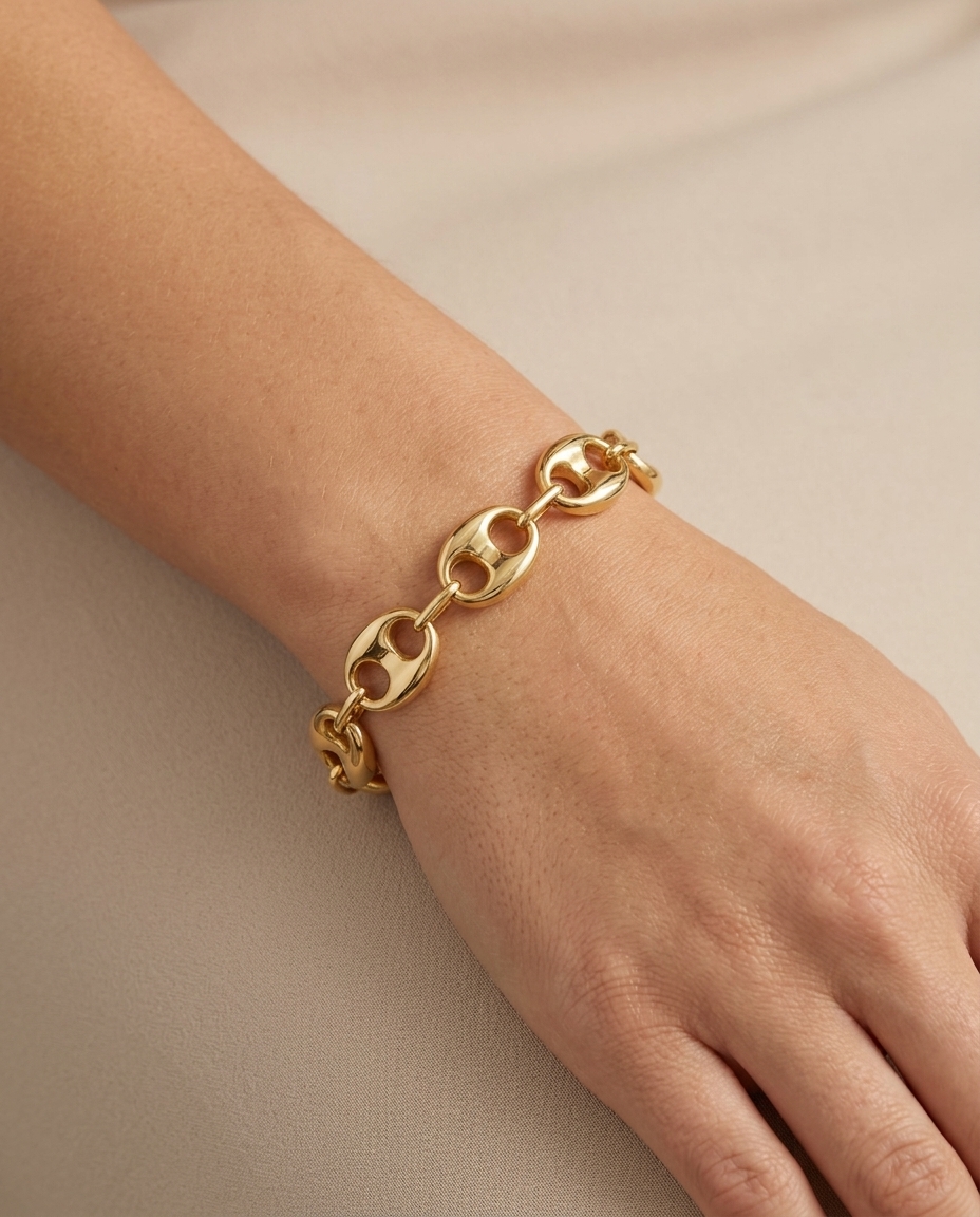 14KT Gold Hollow Puff Mariner Bracelet on model