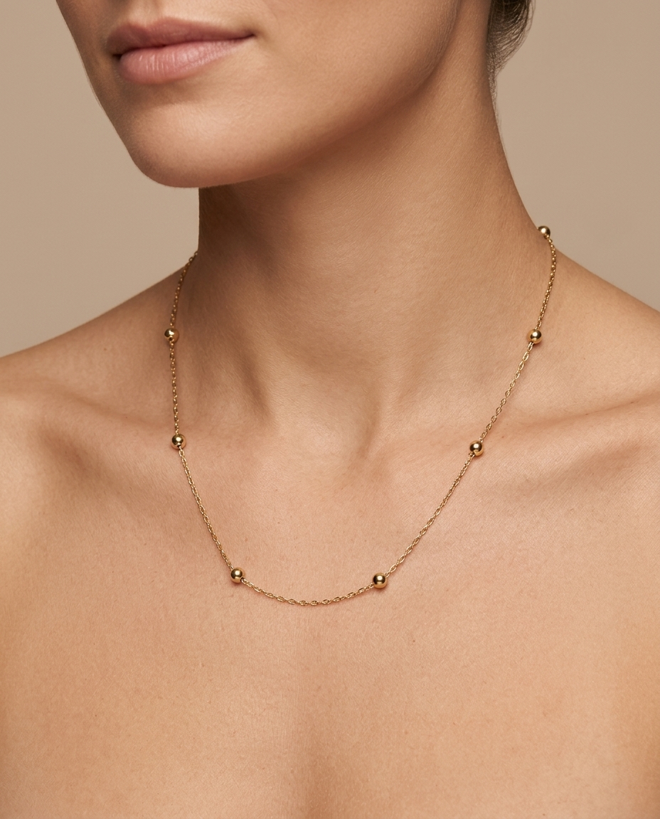 14KT Yellow Gold 16" Necklace on model