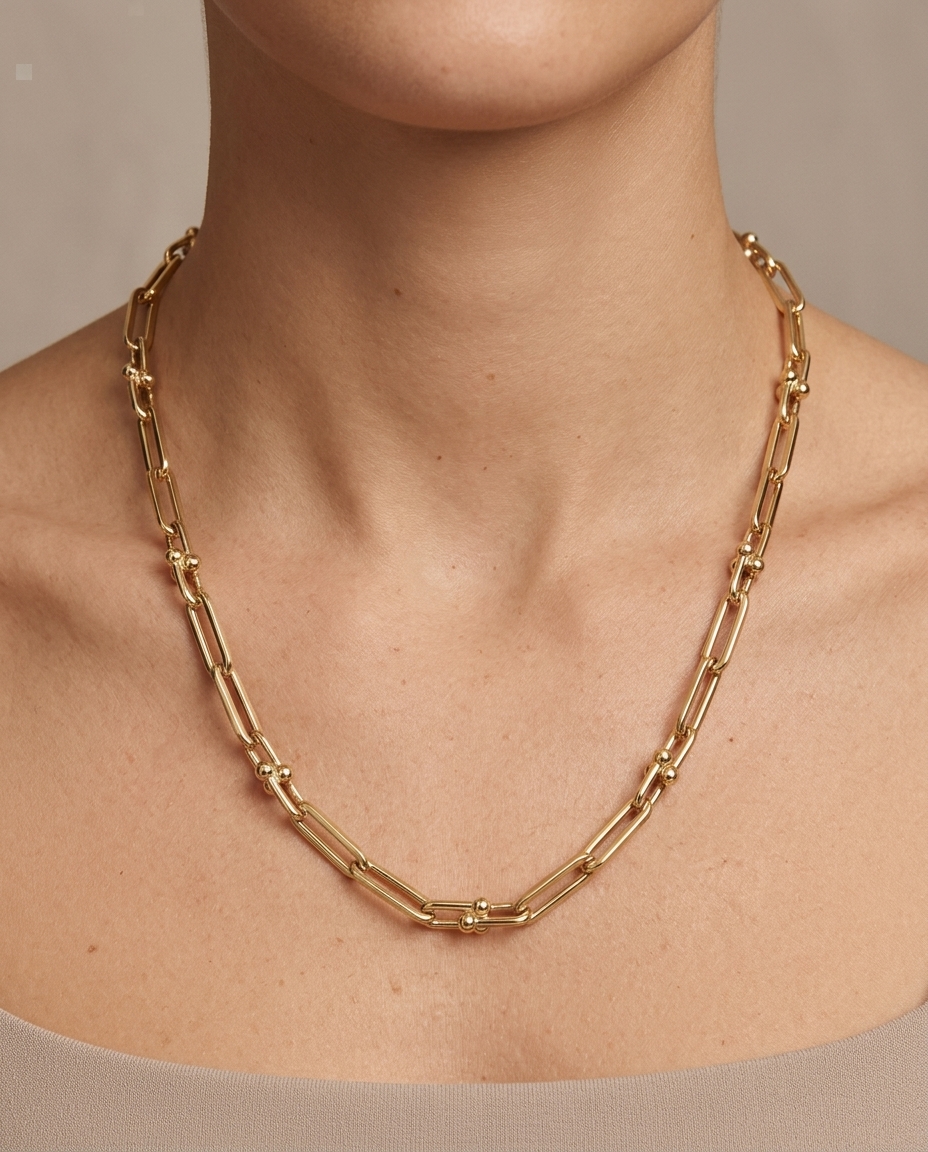 14KT Gold U-Link with Paperclip Necklace on model