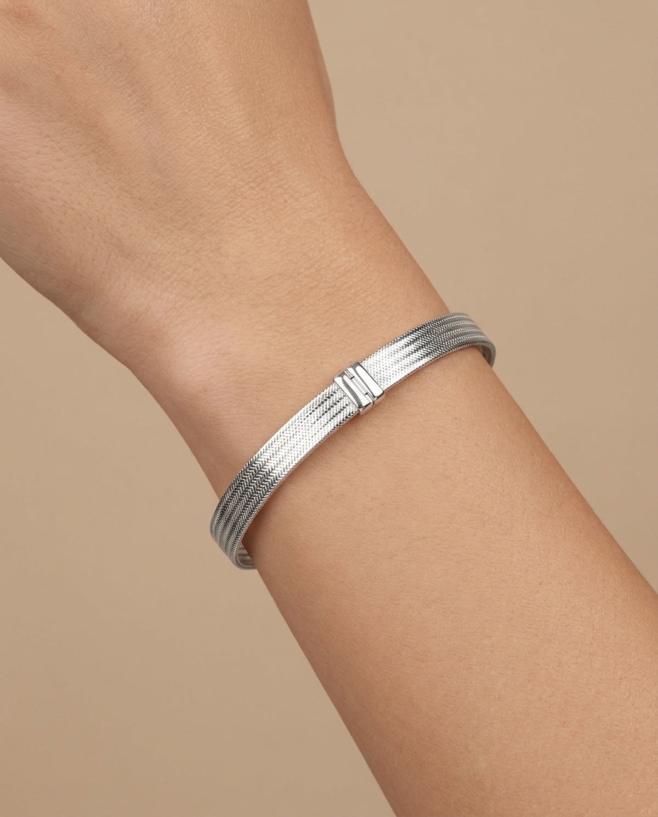 14KT White Gold Stretch Bangle on model
