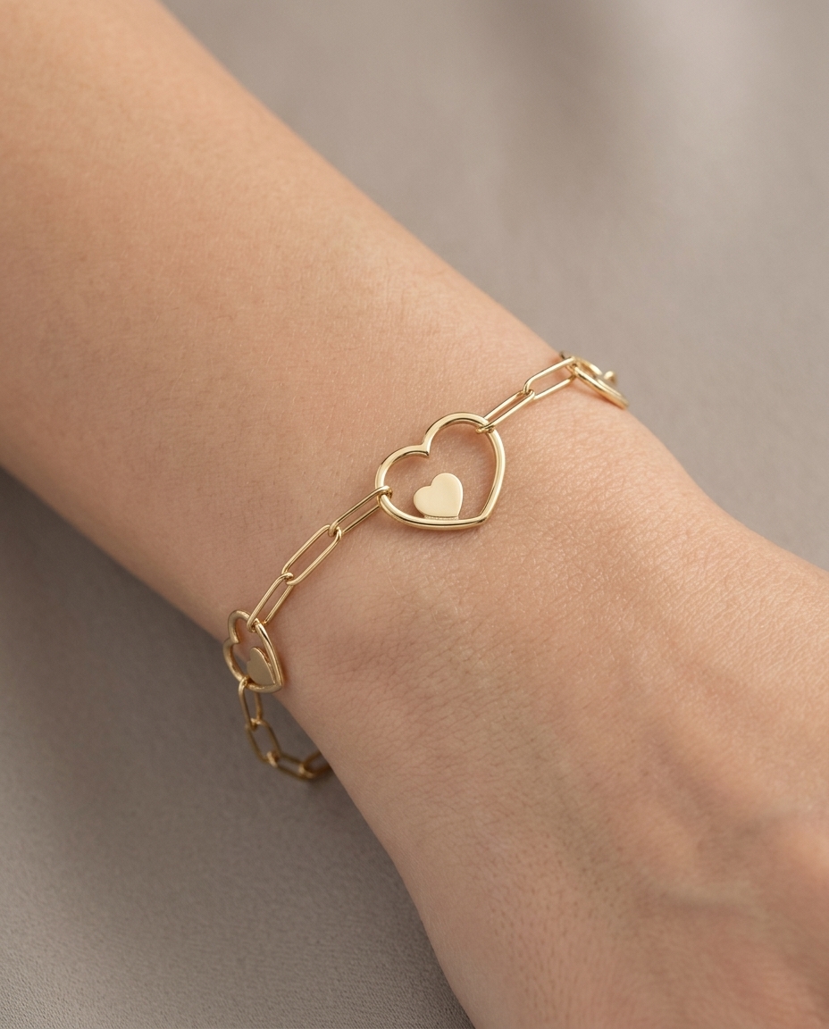 14KT Gold Paperclip Heart Bracelet on model