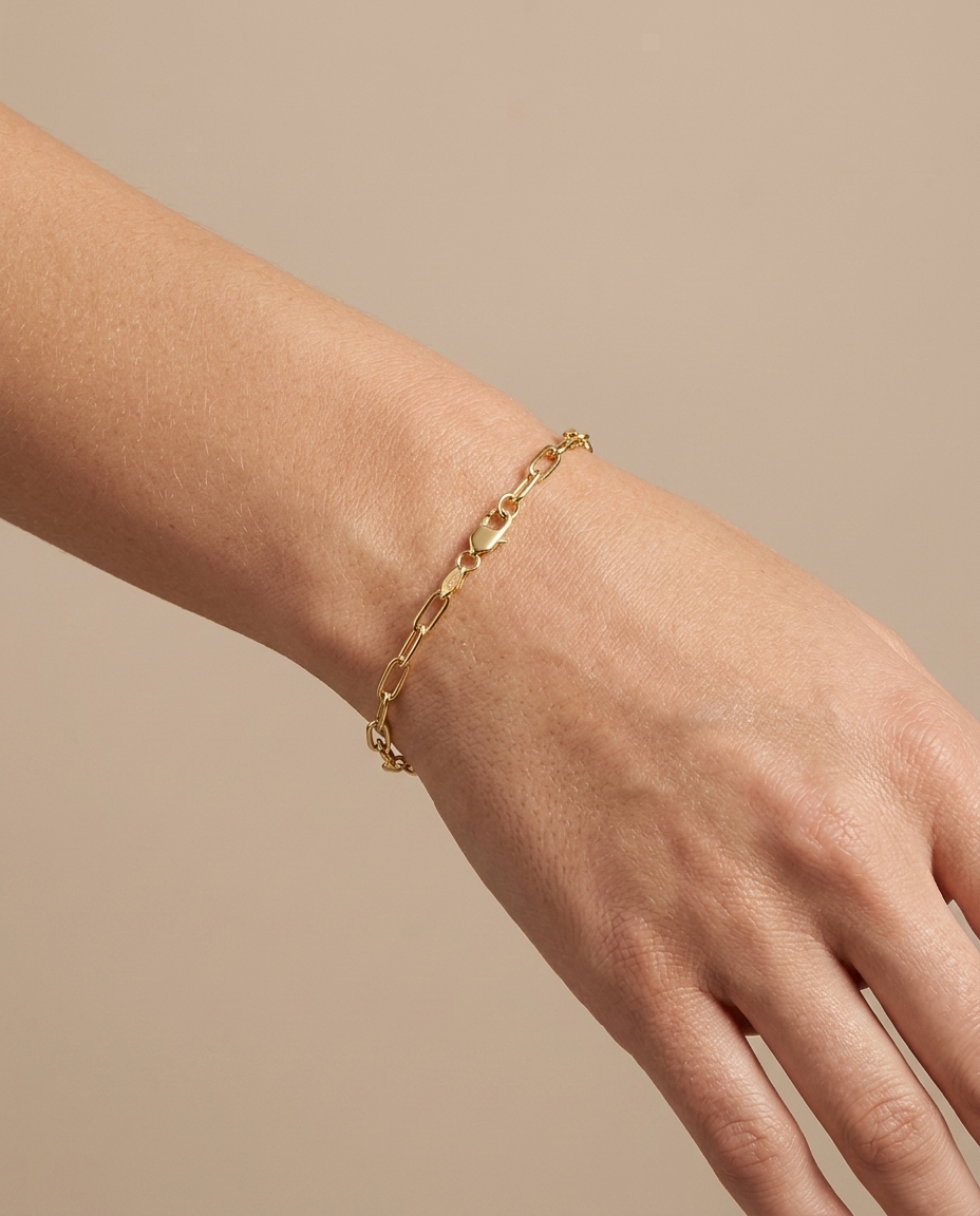 14KT Gold Round Paperclip Bracelet on model