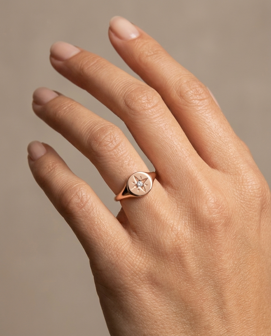 1 Stone Star Diamond Ring in Rose Gold on model