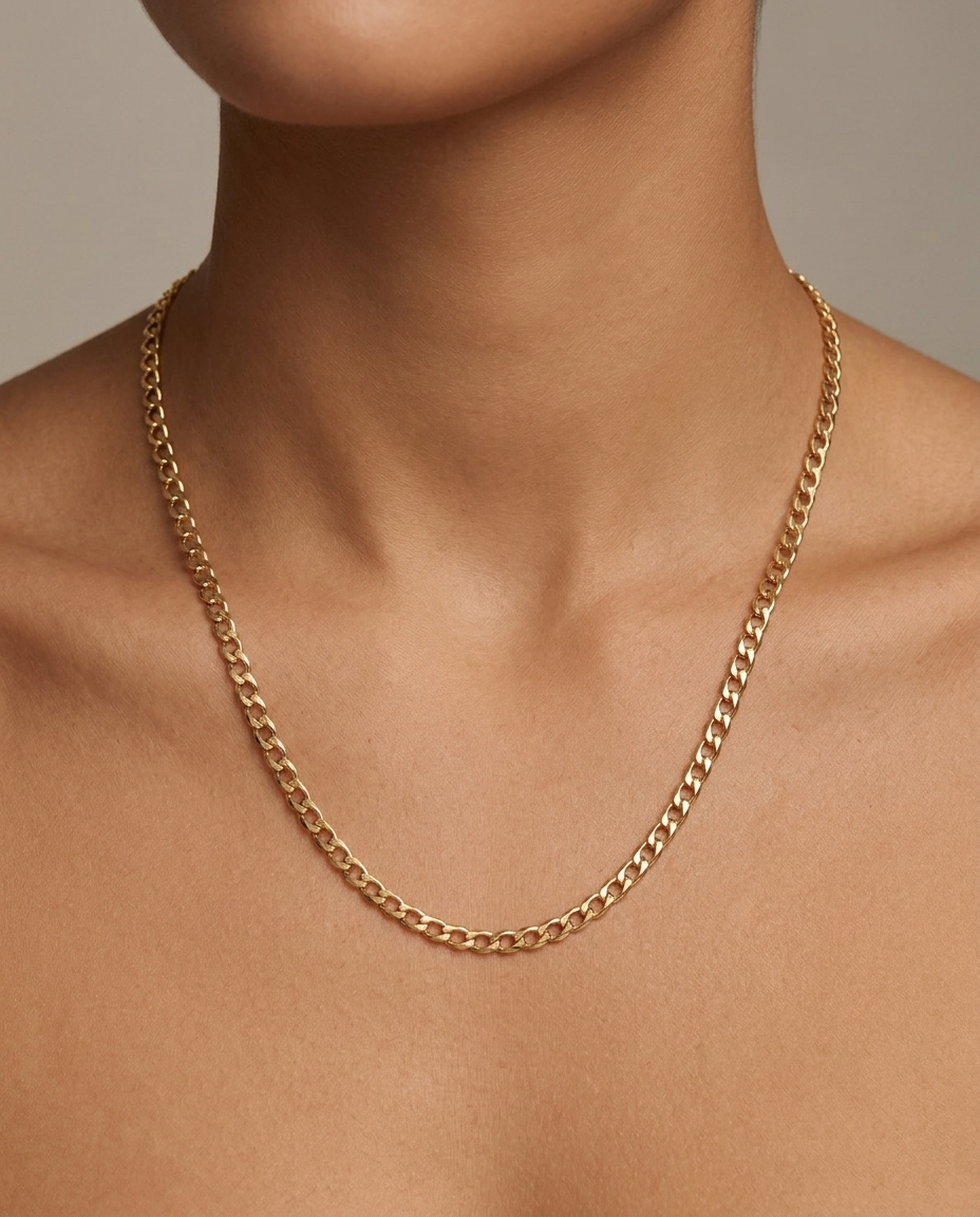 Hollow Light Curb Chain in Yellow Gold on model