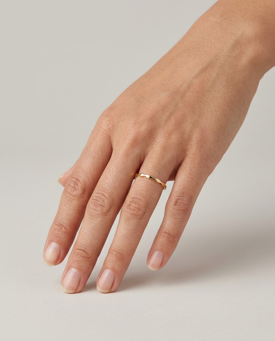 Plain Ring in Yellow Gold on model